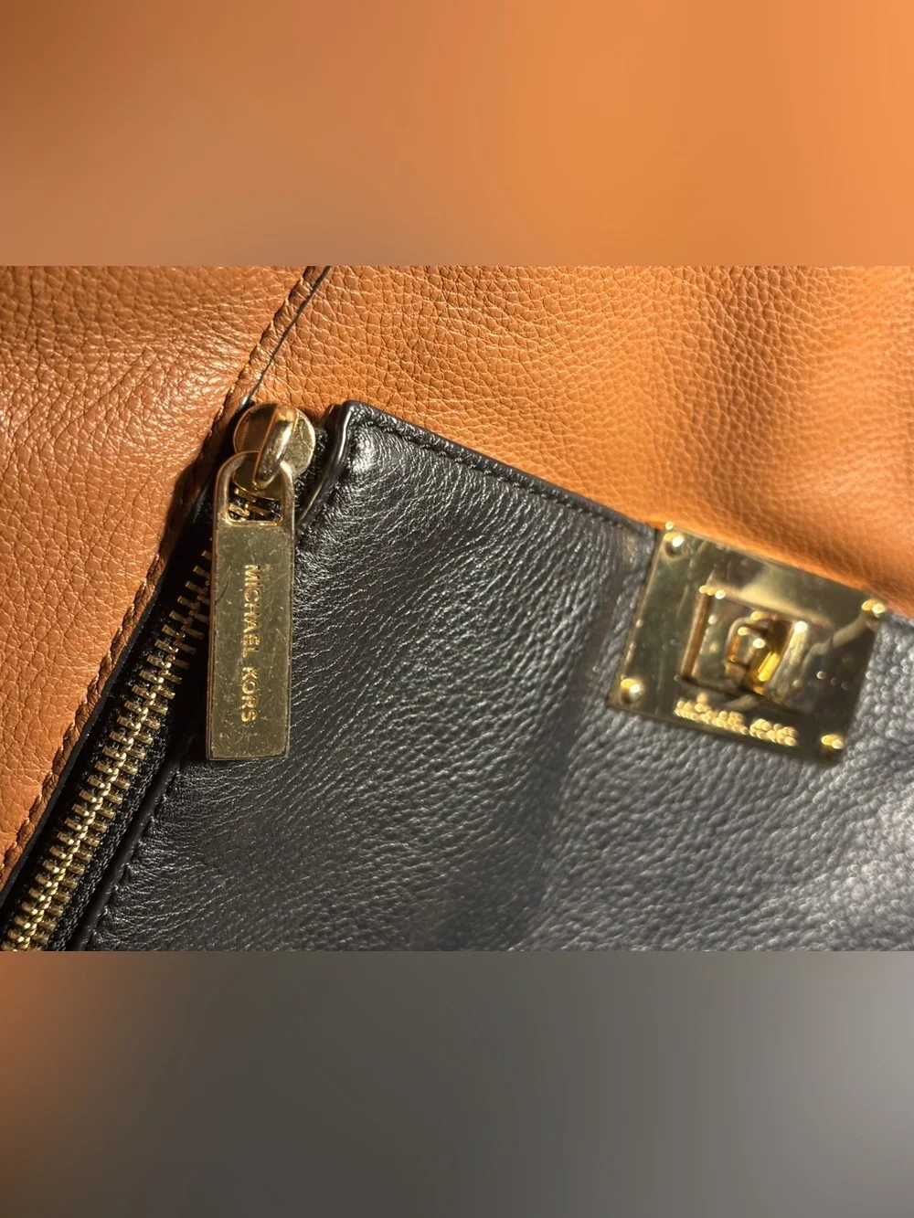 Michael Kors Large Leather Sloan Handbag Purse brown/Black
